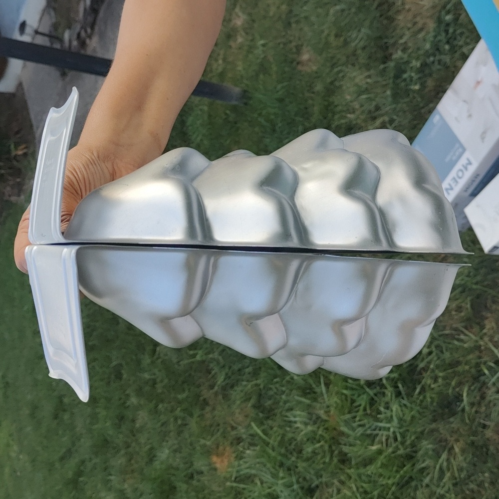 Cake pans - Picture 3 of 9